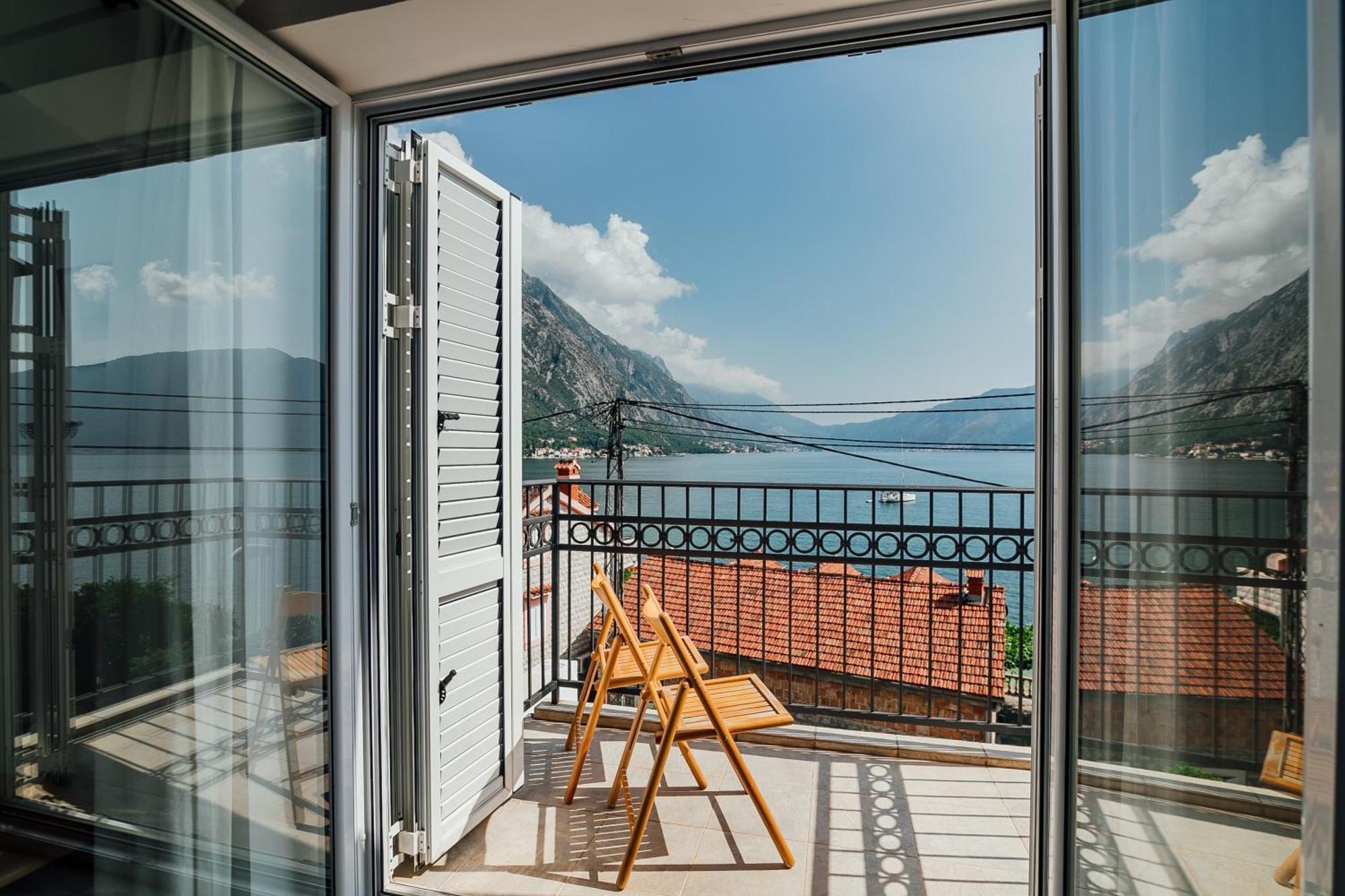 Holiday Home Amanda Hollick Cattaro Esterno foto